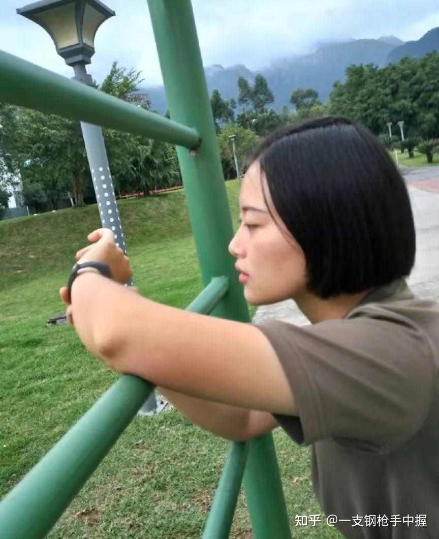 济南卫校毕业证有用吗（家里人都想报名参军,现在读大一）插图20